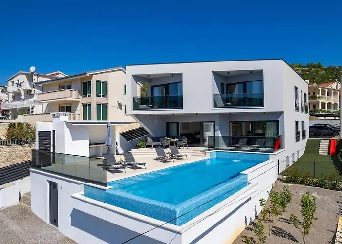 Vila Summer Side By Istrialux *